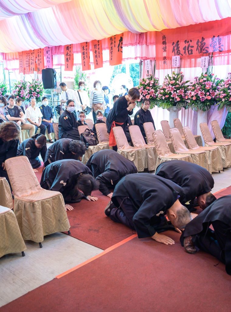 遠藤團隊紀錄告別式現場